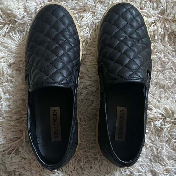 Steve Madden Ecentrcq shoes - Picture 2 of 4